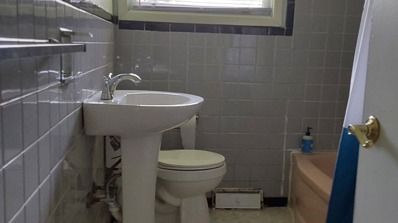 Photo of Bathroom in Martinsville