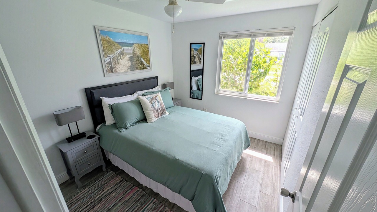 Photo of Bedroom in Oldsmar