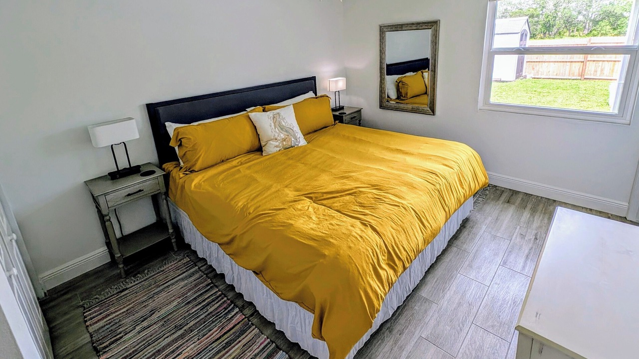 Photo of Bedroom in Oldsmar