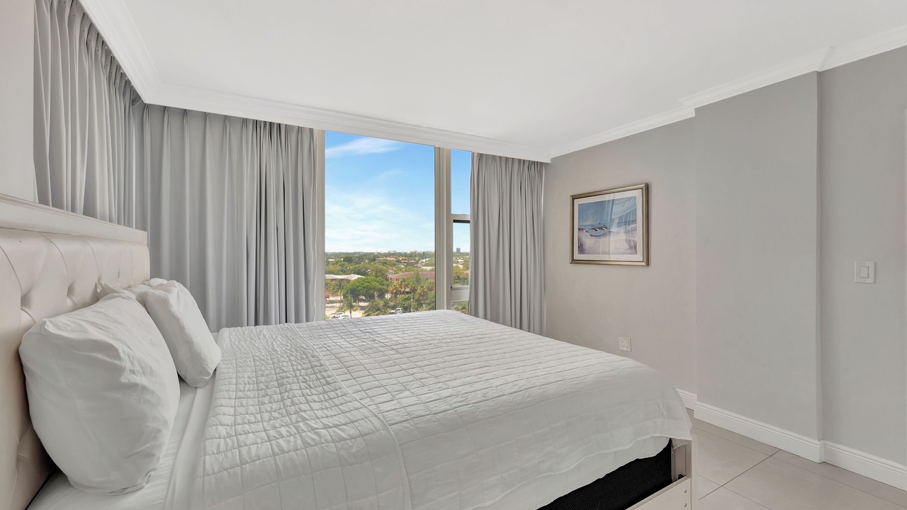 Photo of Bedroom in Bermuda Riviera
