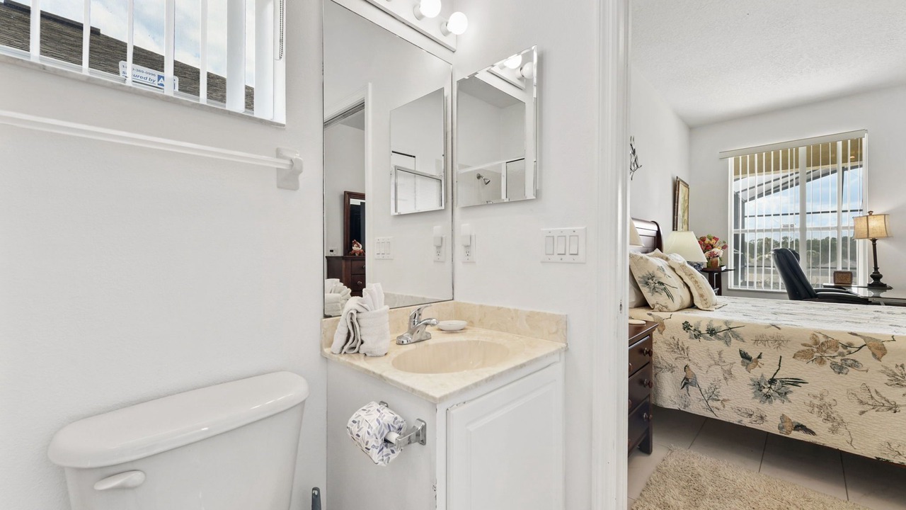 Photo of Bathroom in Calabay Parc
