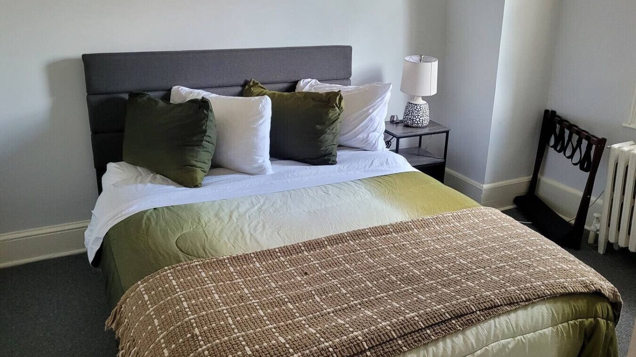 Photo of Bedroom in Stanton Park