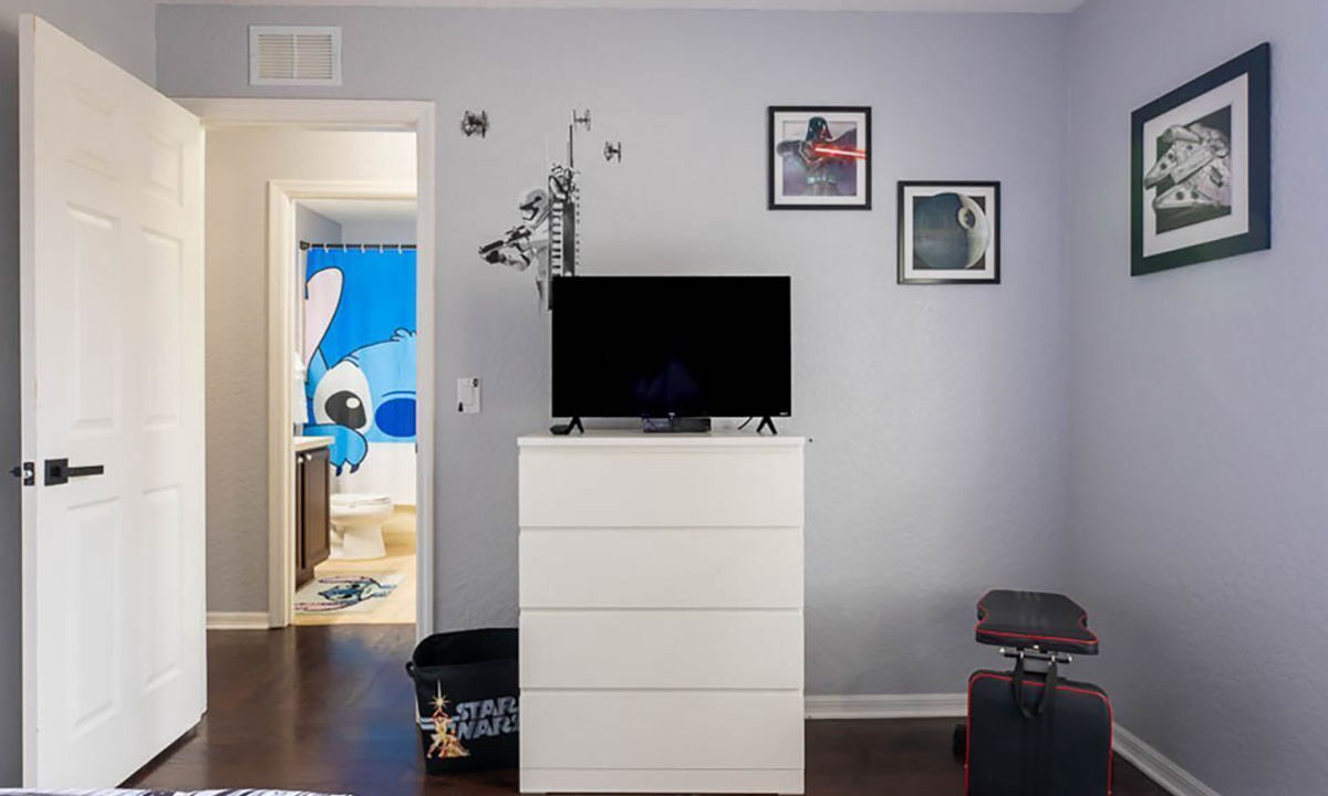 Photo of Bedroom in Regal Palms