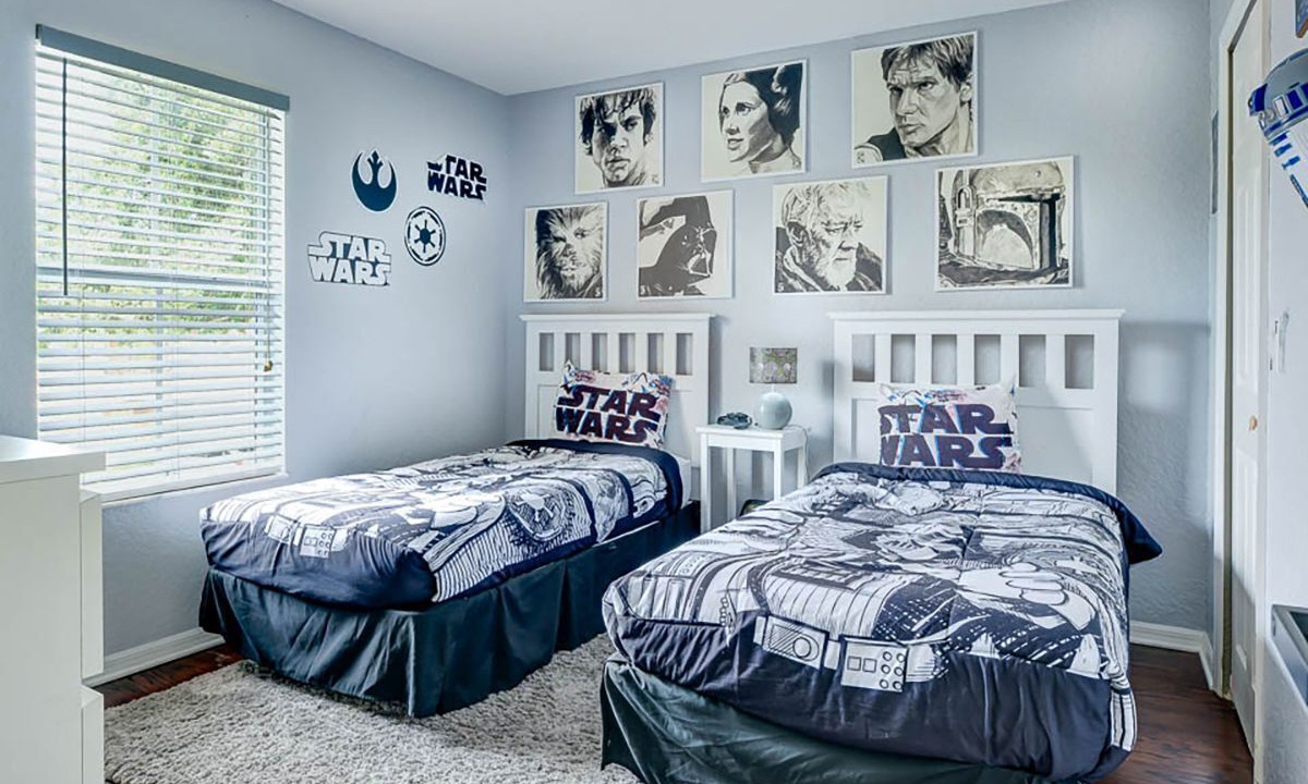 Photo of Bedroom in Regal Palms