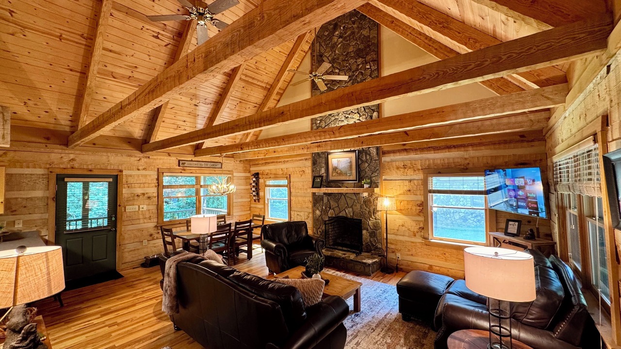 Photo of Livingroom in Seven Devils