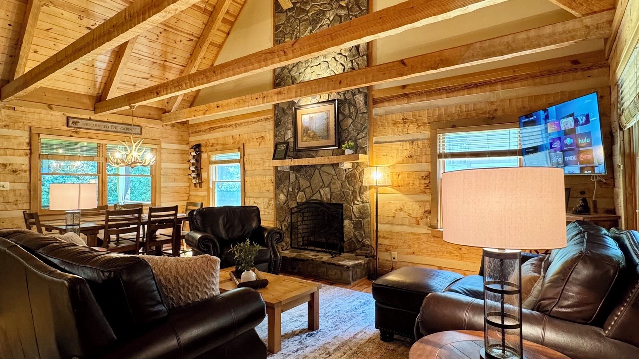 Photo of Livingroom in Seven Devils