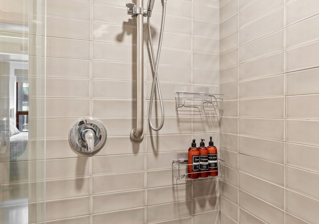 Photo of Bathroom in Warehouse District
