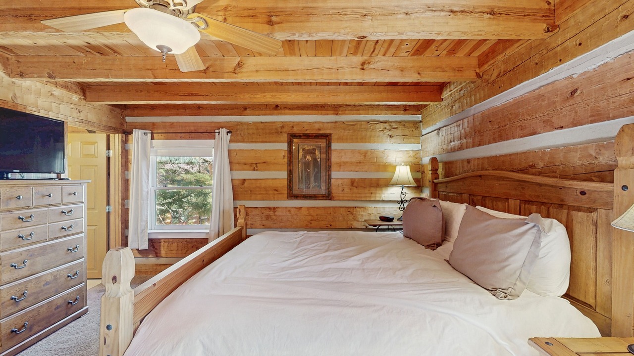 Photo of Bedroom in Foscoe