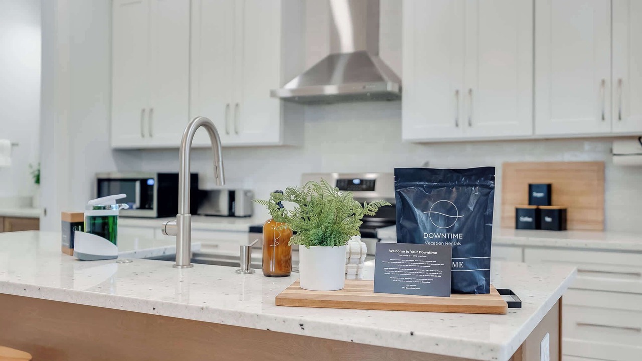 Photo of Kitchen in Laguna Beach