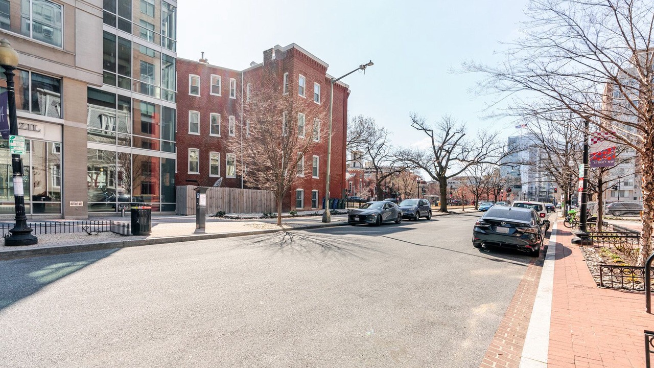 Photo of Others in Mount Vernon Triangle