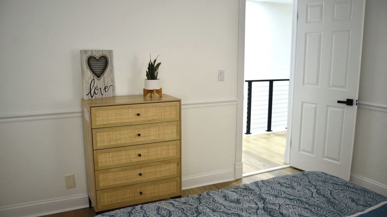 Photo of Bedroom in Beacon Hills and Harbour