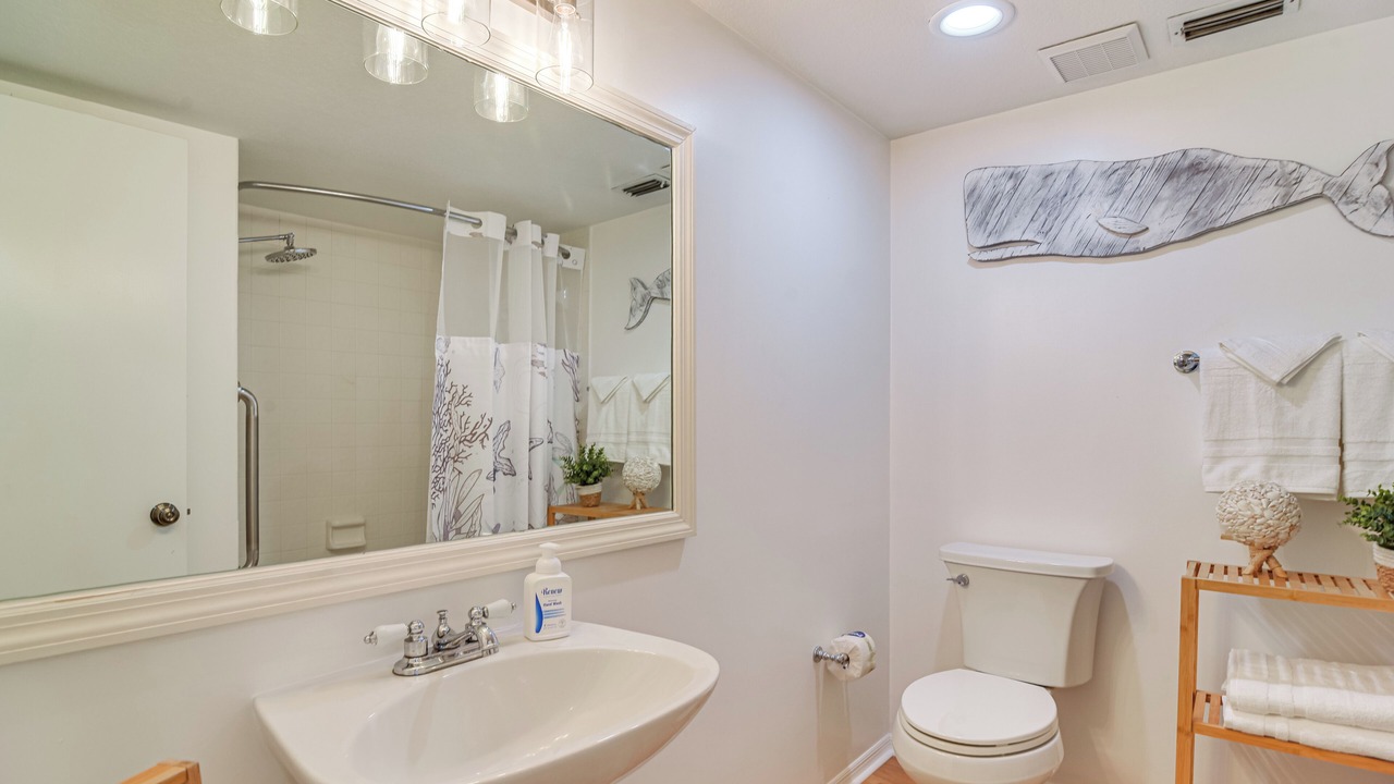 Photo of Bathroom in Sunset Beach