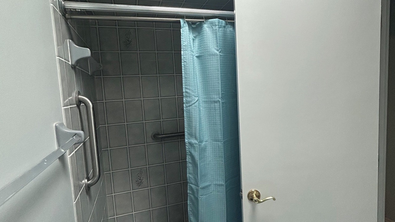 Photo of Bathroom in Dunnellon