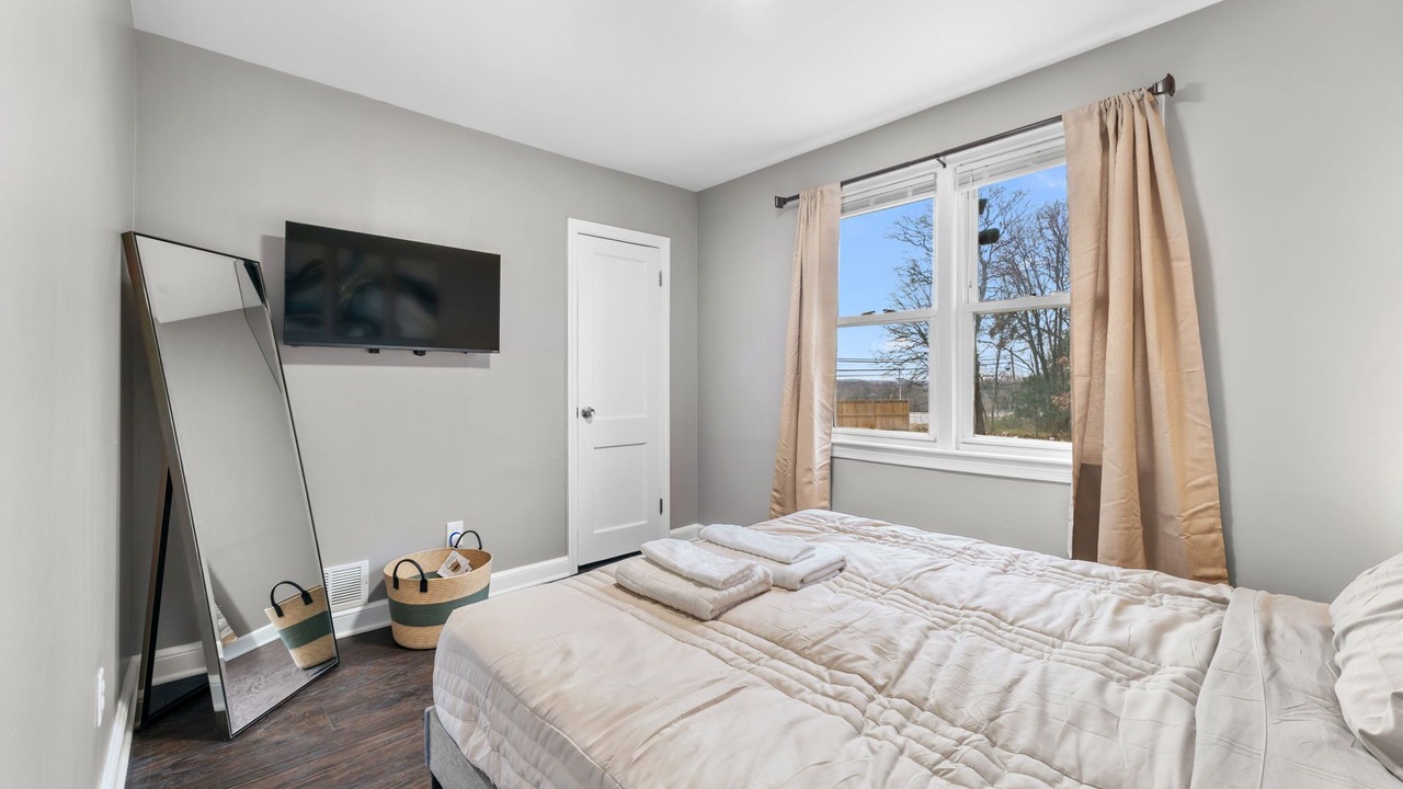 Photo of Bedroom in Centreville