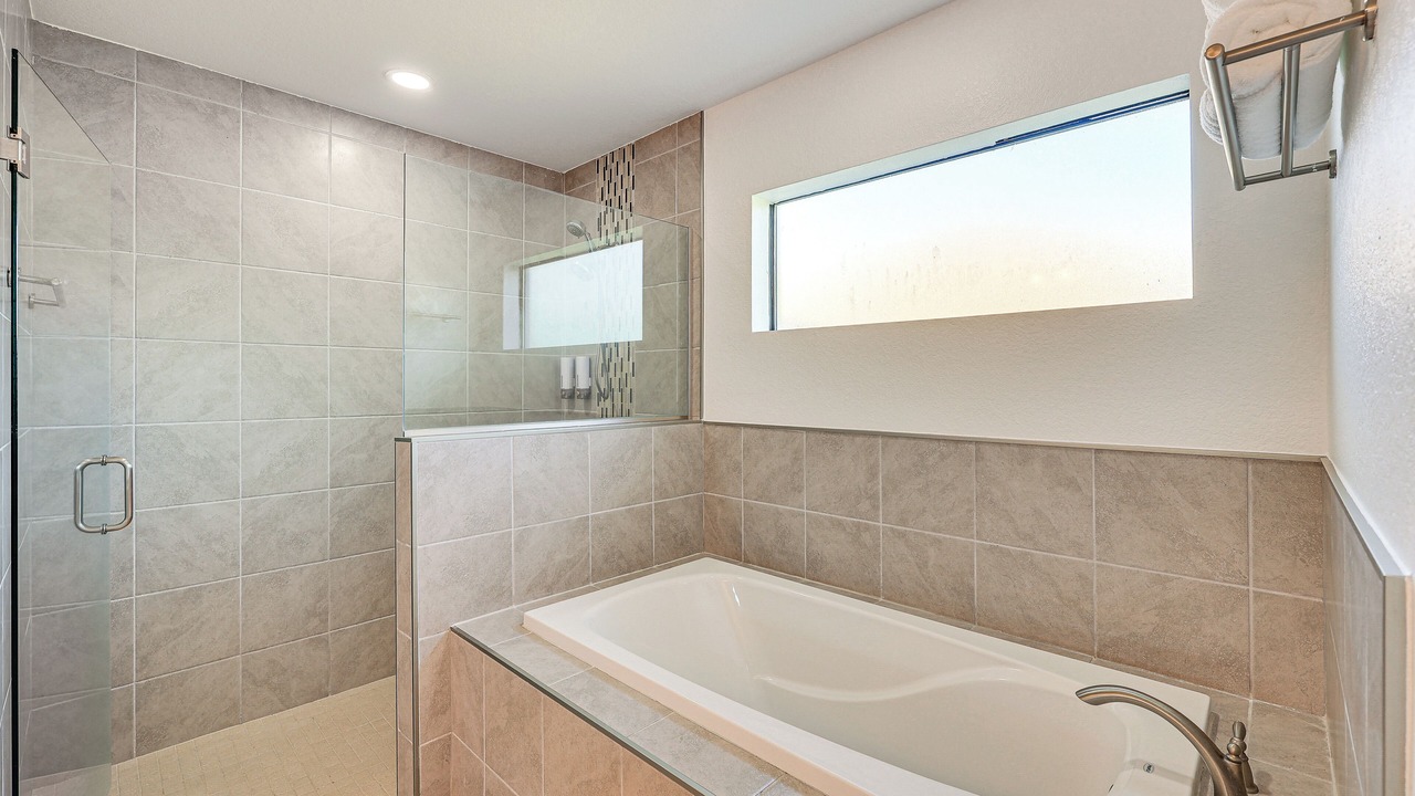 Photo of Bathroom in Diplomat