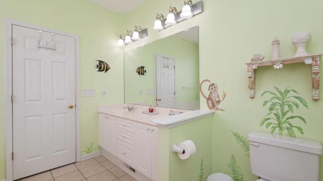 Photo of Bathroom in Yaupon Beach