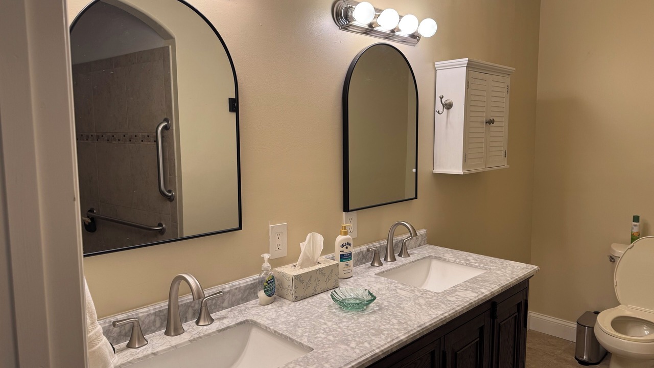 Photo of Bathroom in Grove City