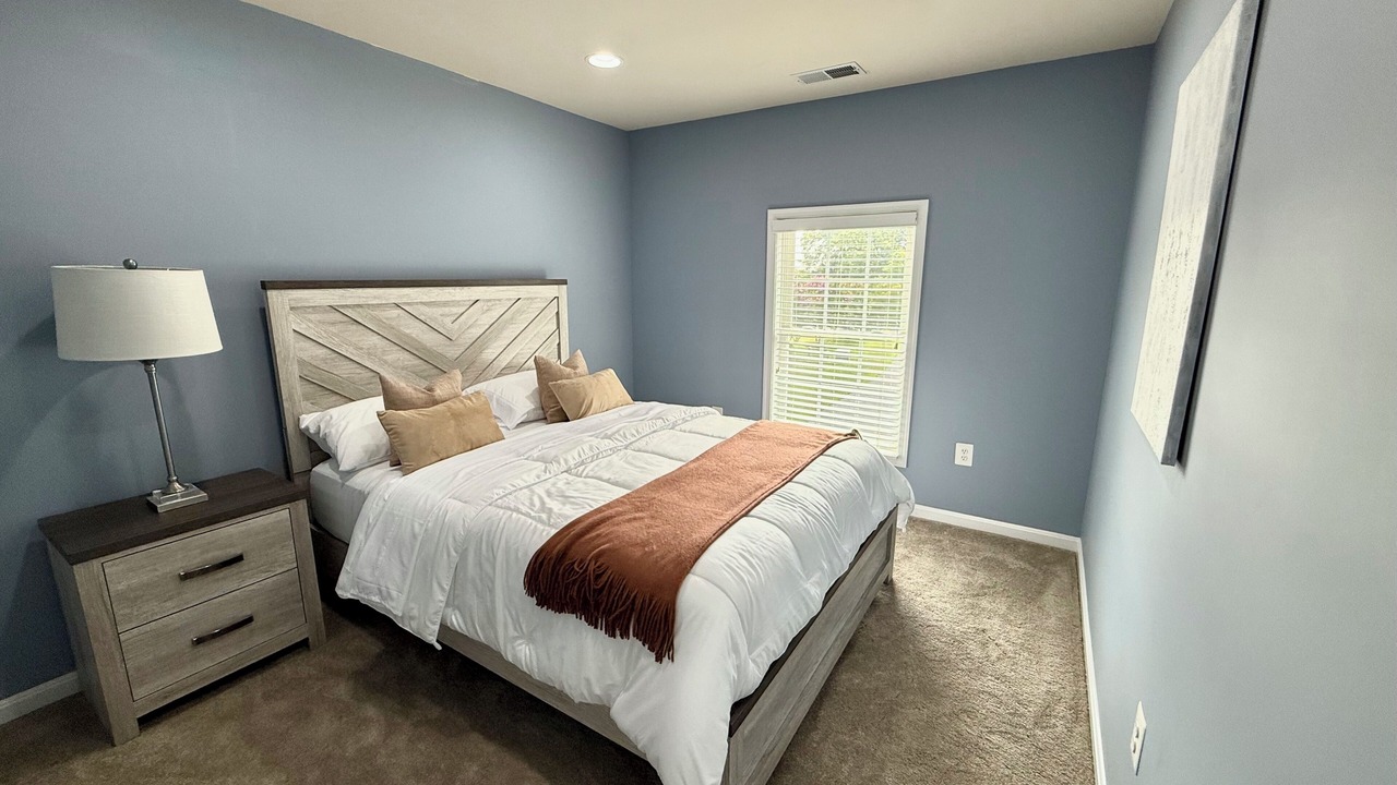 Photo of Bedroom in Urbana