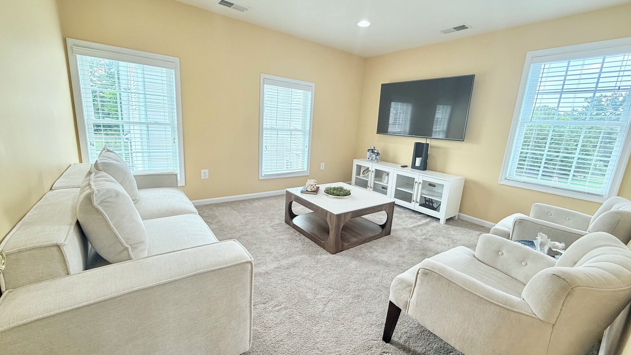 Photo of Livingroom in Urbana