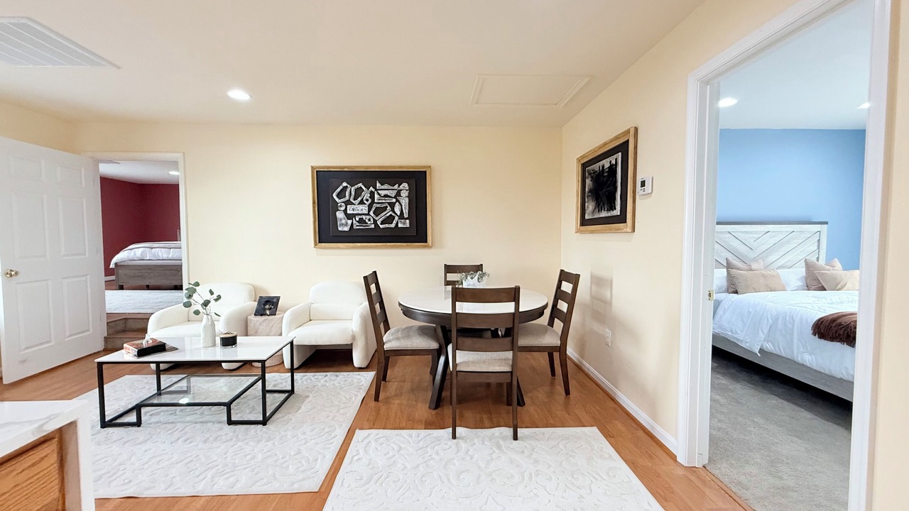 Photo of Bedroom in Urbana