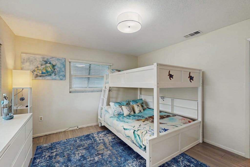 Photo of Bedroom in Trailer Estates