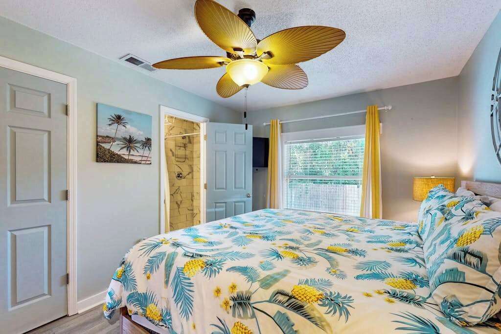 Photo of Bedroom in Bayou Oaks