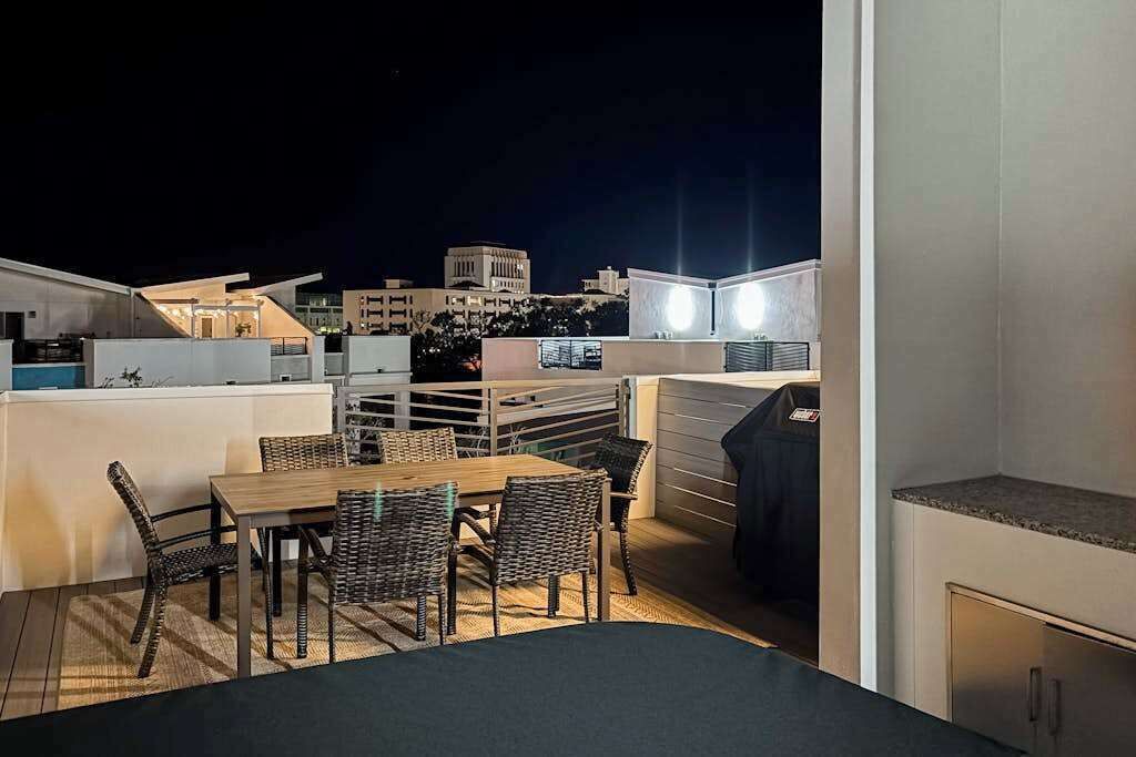 Photo of Outdoor in Downtown