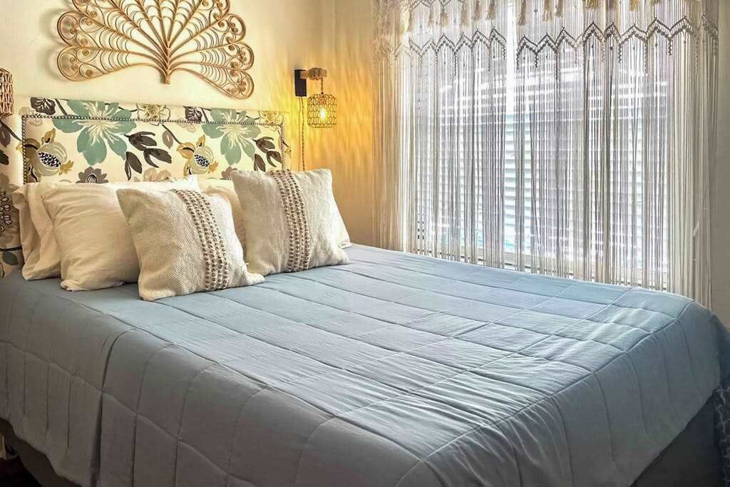 Photo of Bedroom in Bayou Oaks