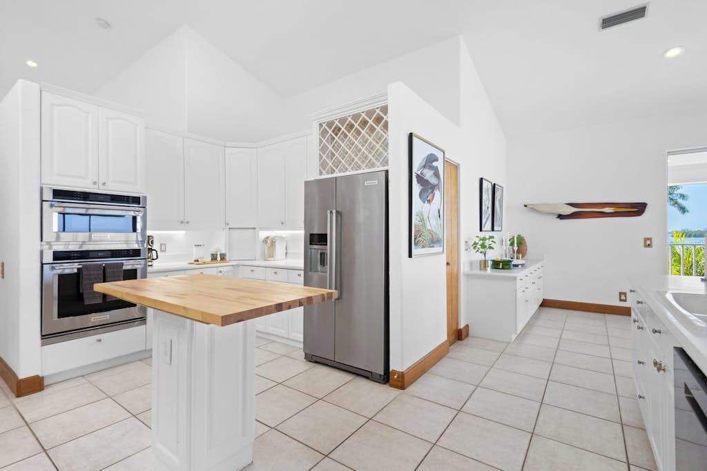 Photo of Kitchen in Bayshore Gardens