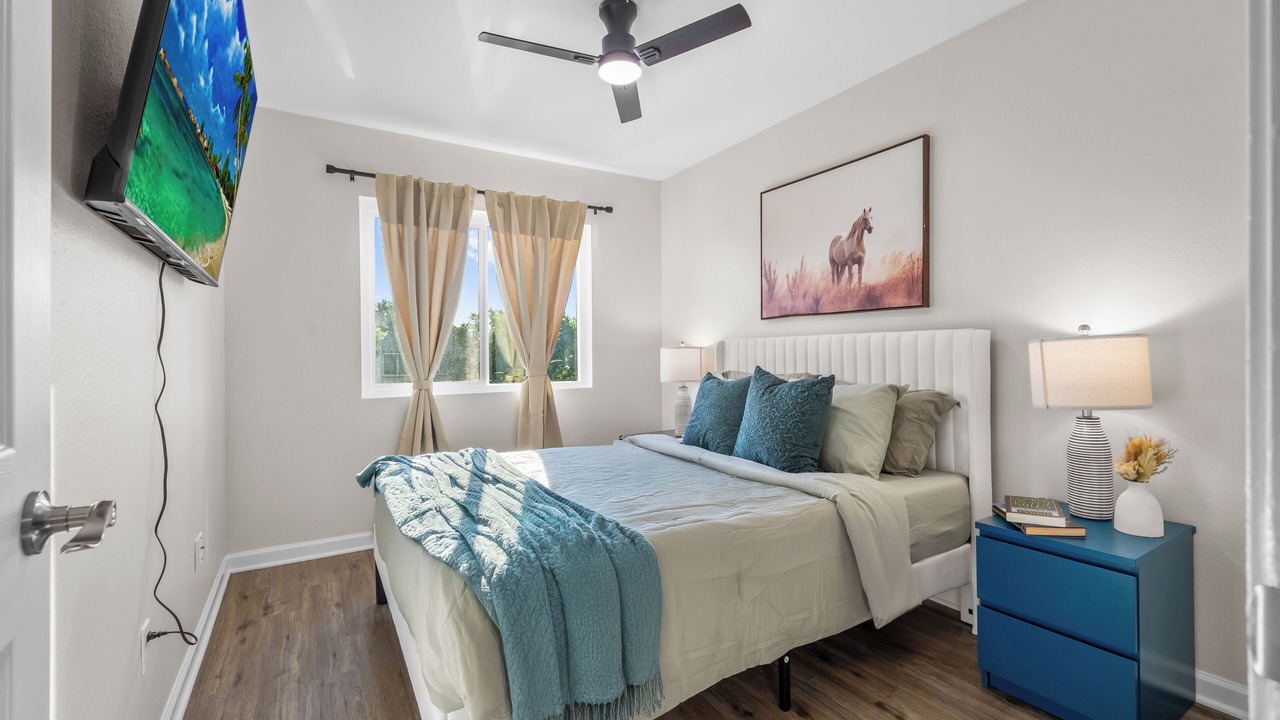 Photo of Bedroom in Rancho Penasquitos