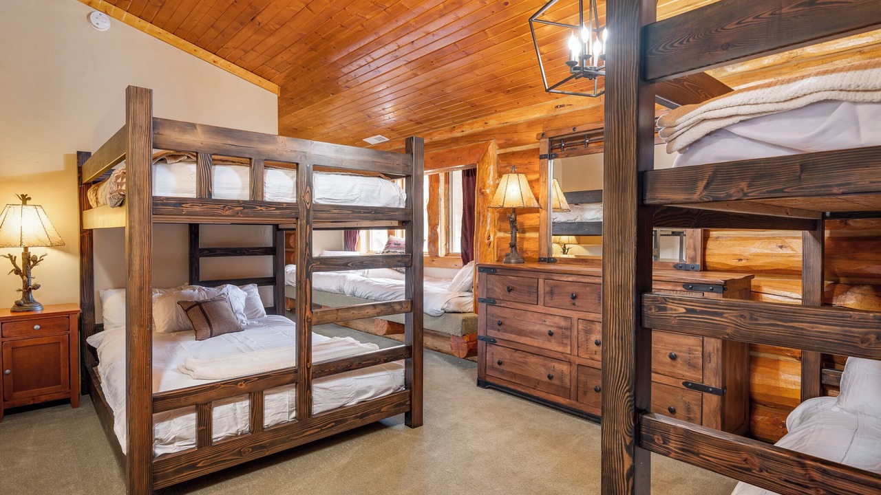 Photo of Bedroom in Granby