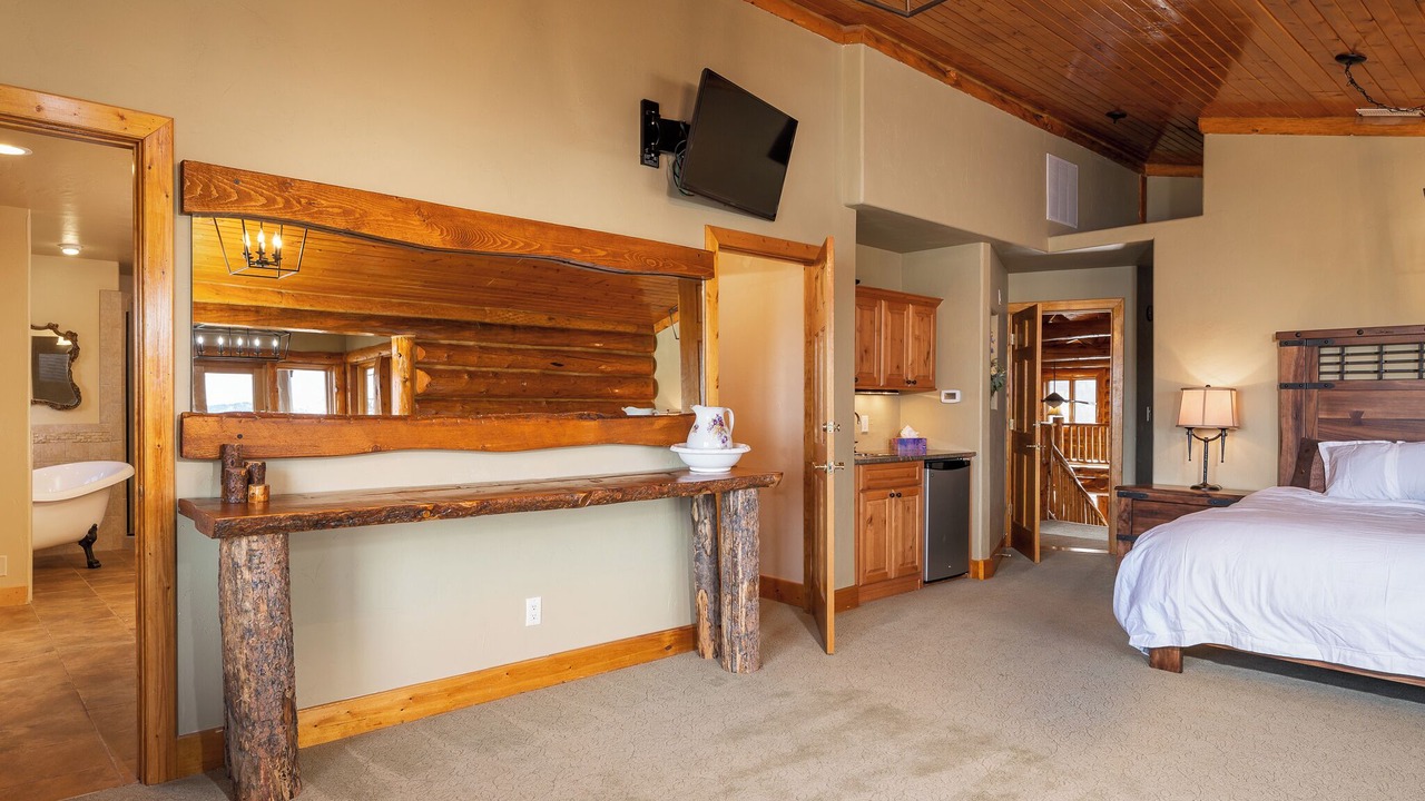 Photo of Bedroom in Granby