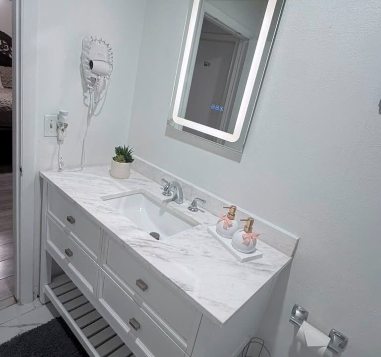 Photo of Bathroom in Paradise