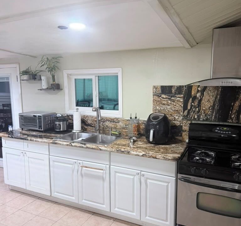 Photo of Kitchen in Paradise