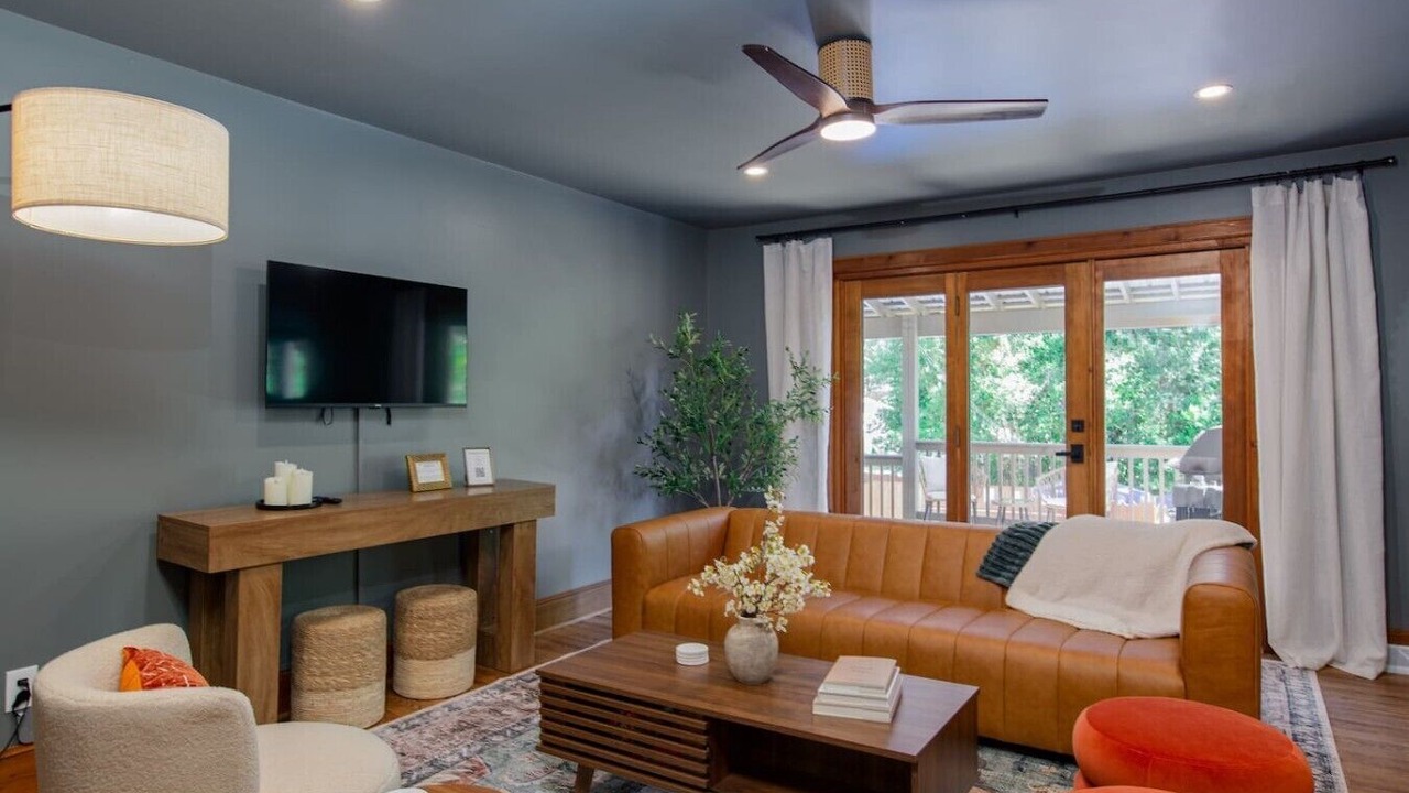 Photo of Livingroom in Charlotte