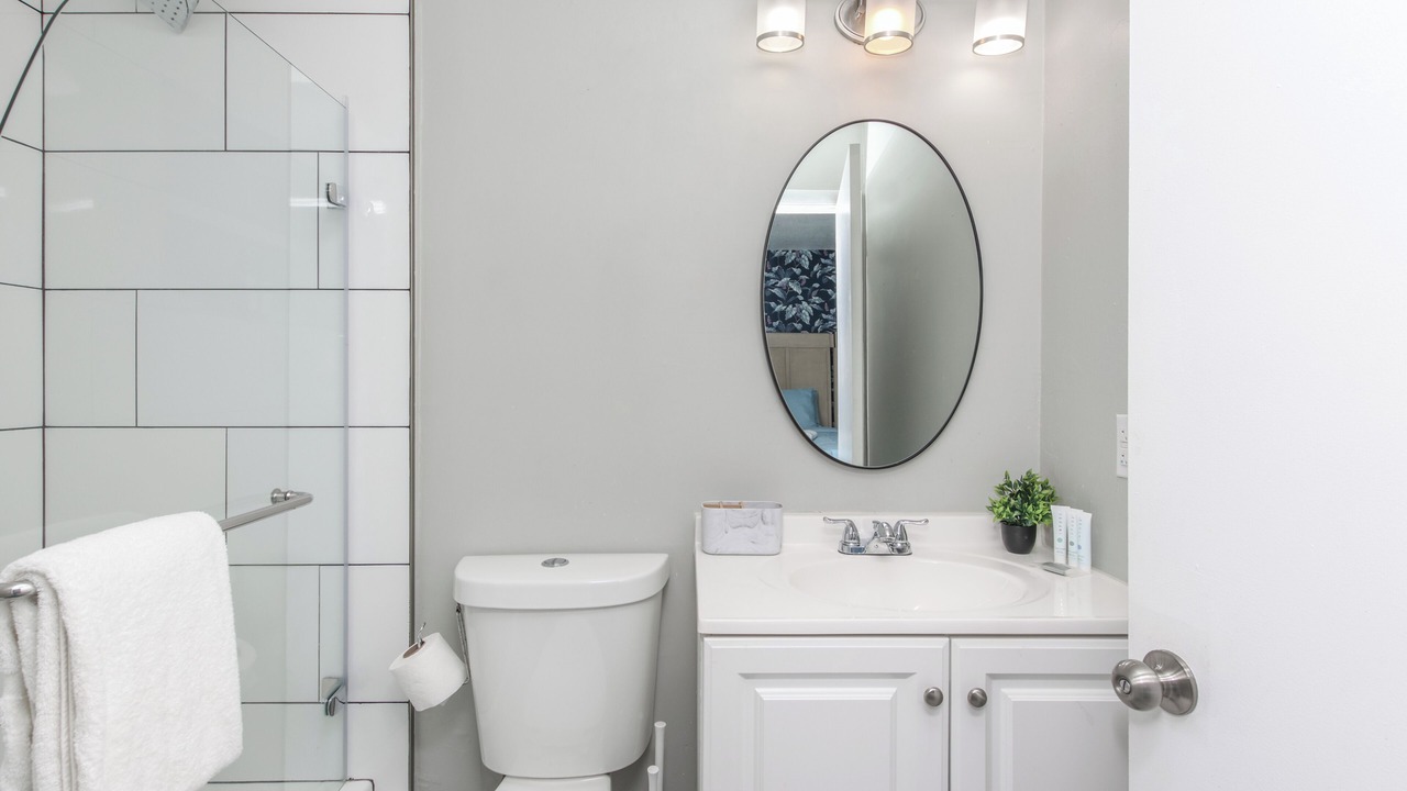 Photo of Bathroom in Harbordale