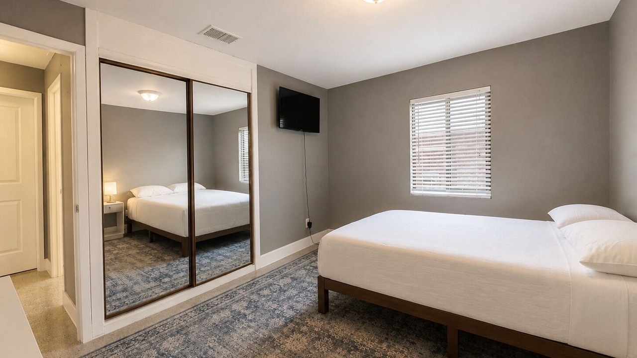 Photo of Bedroom in Riverside Park