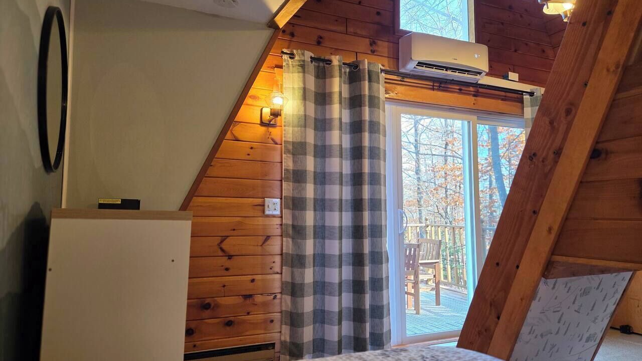 Photo of Bedroom in North Creek