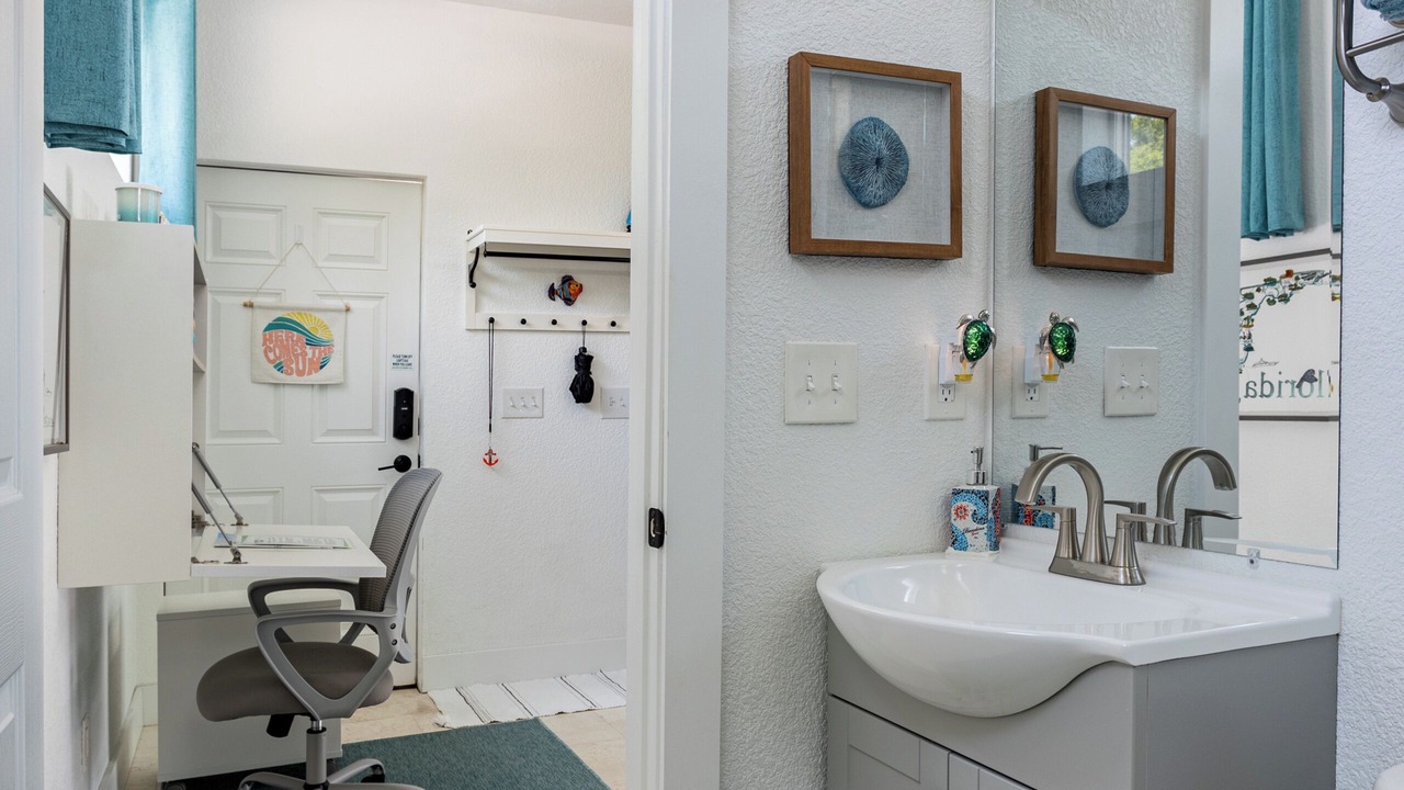 Photo of Bathroom in United Central