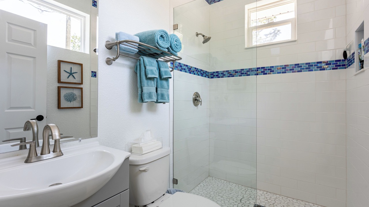 Photo of Bathroom in United Central