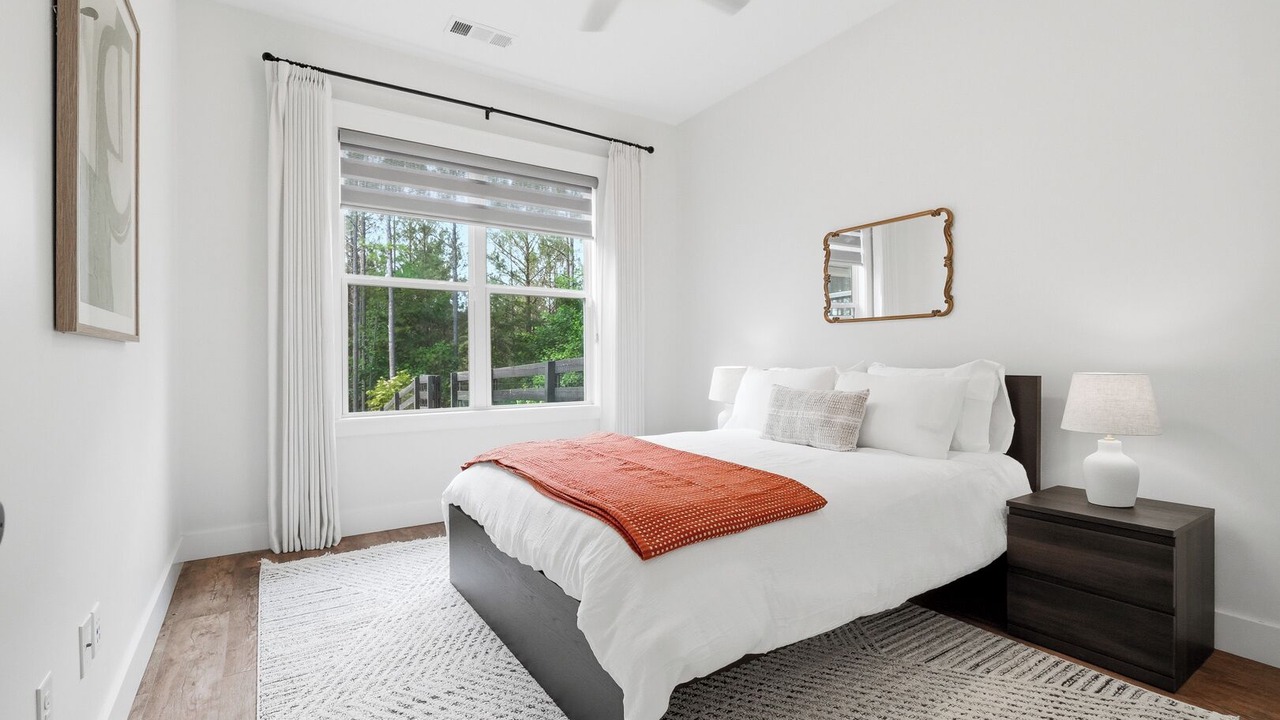 Photo of Bedroom in Tate