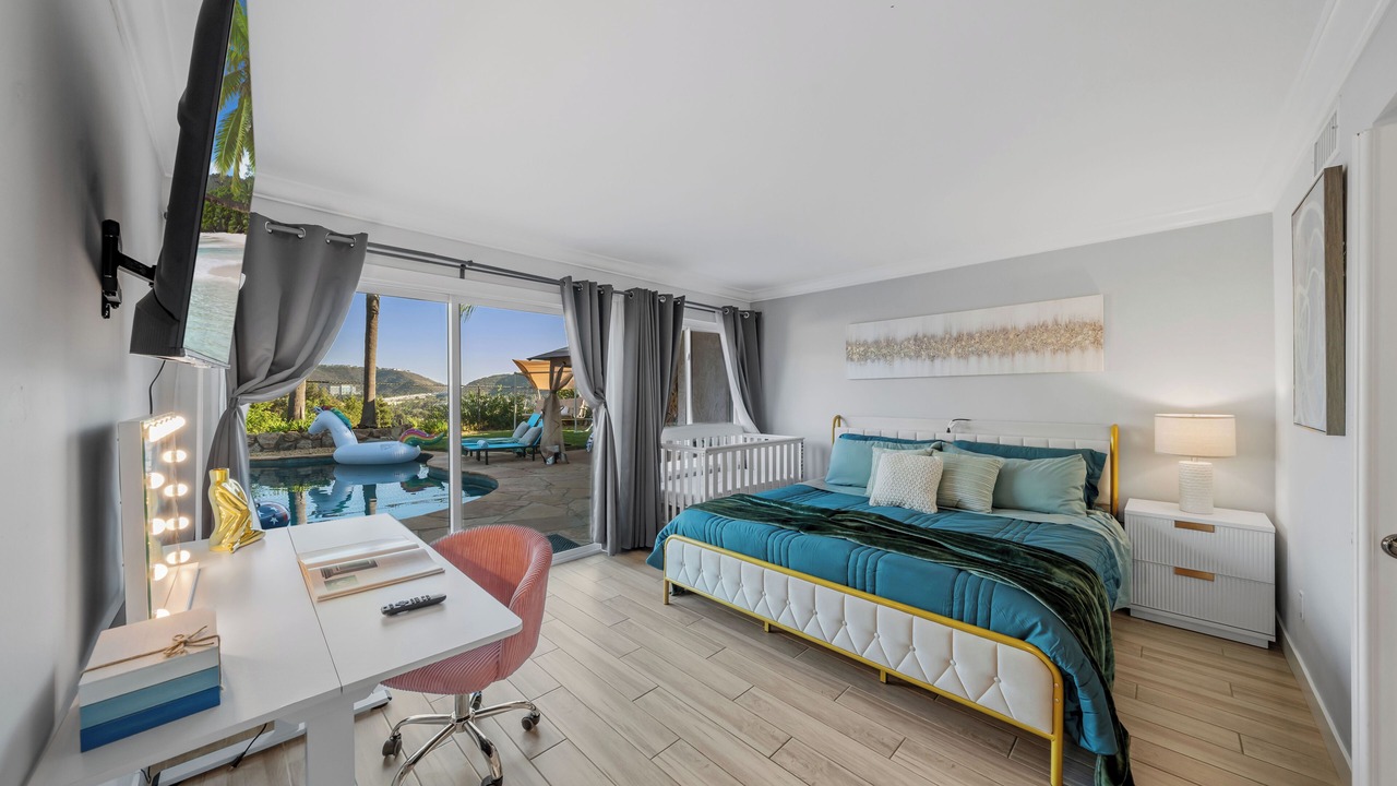 Photo of Bedroom in Rancho Penasquitos