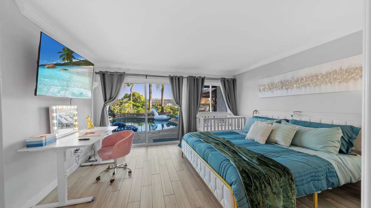 Photo of Bedroom in Rancho Penasquitos