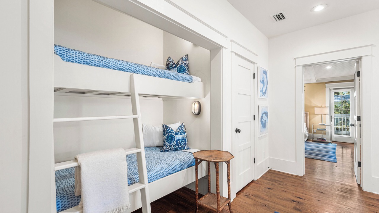 Photo of Bedroom in Forest District