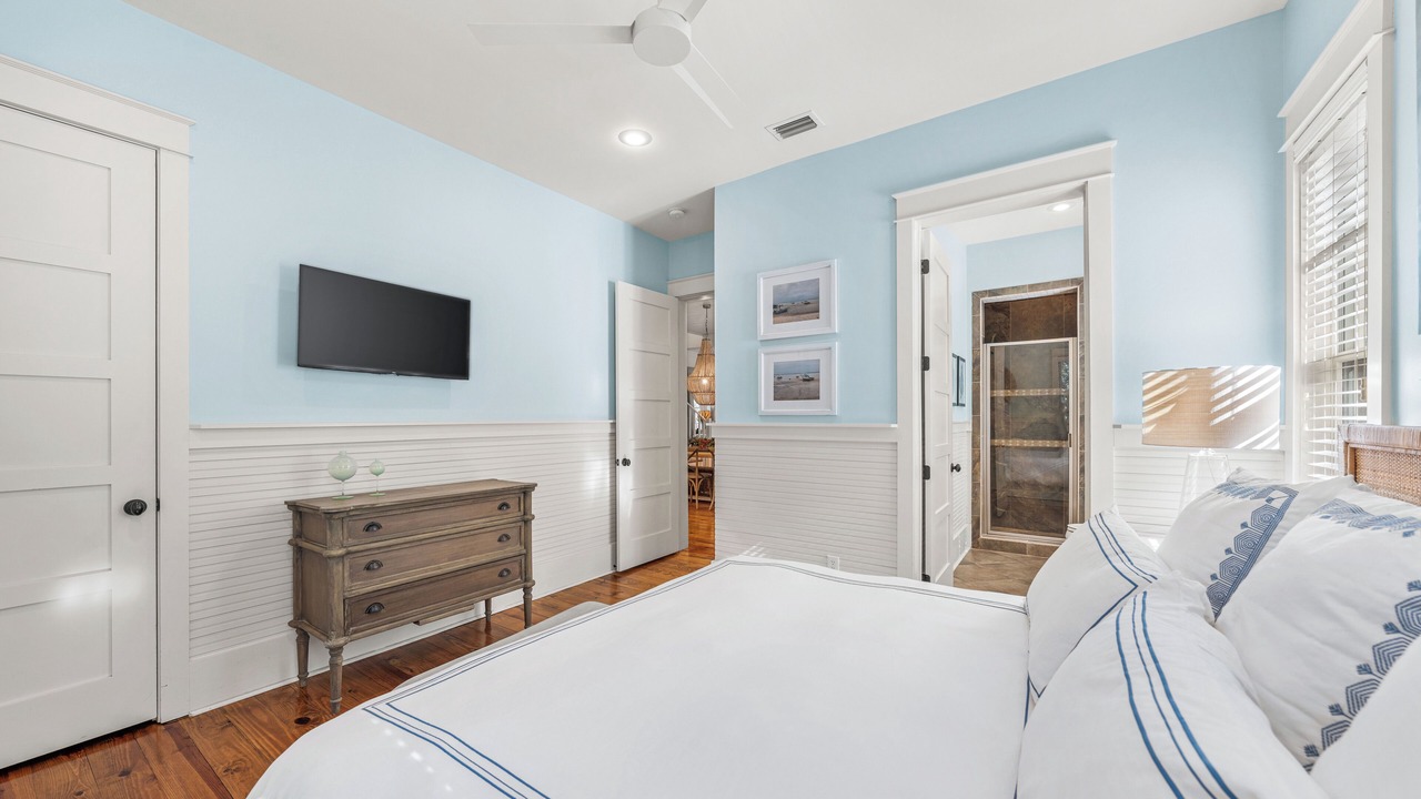 Photo of Bedroom in Forest District