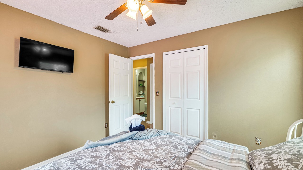 Photo of Bedroom in Sunridge Woods