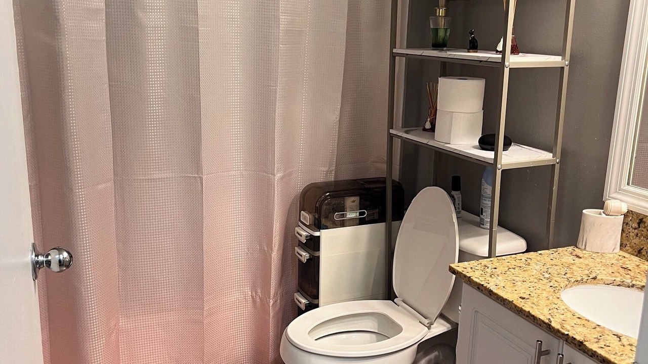 Photo of Bathroom in Davie