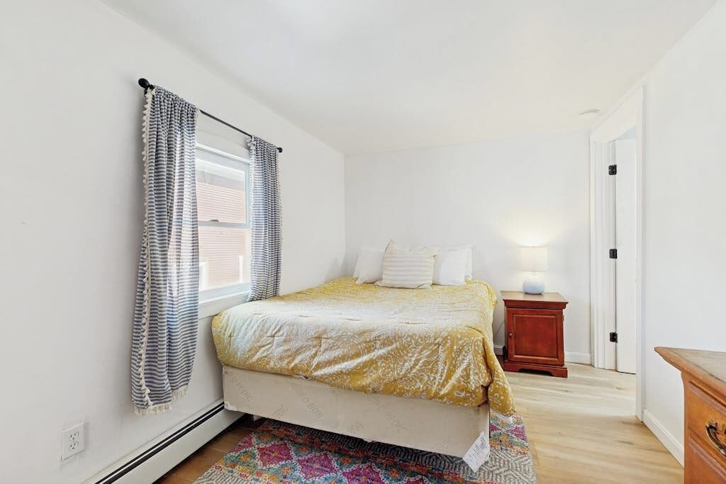 Photo of Bedroom in Proctorsville