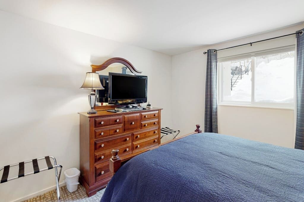 Photo of Bedroom in Warren