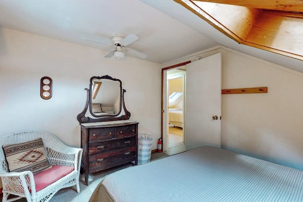Photo of Bedroom in Castleton